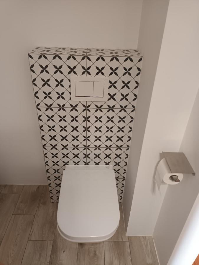 Gdynia, Sea Shell - Czarujacy, Dyskretny Loft Dla Pary Z Parkingiem - Blisko Dzikiej Plazy I Centrum 외부 사진